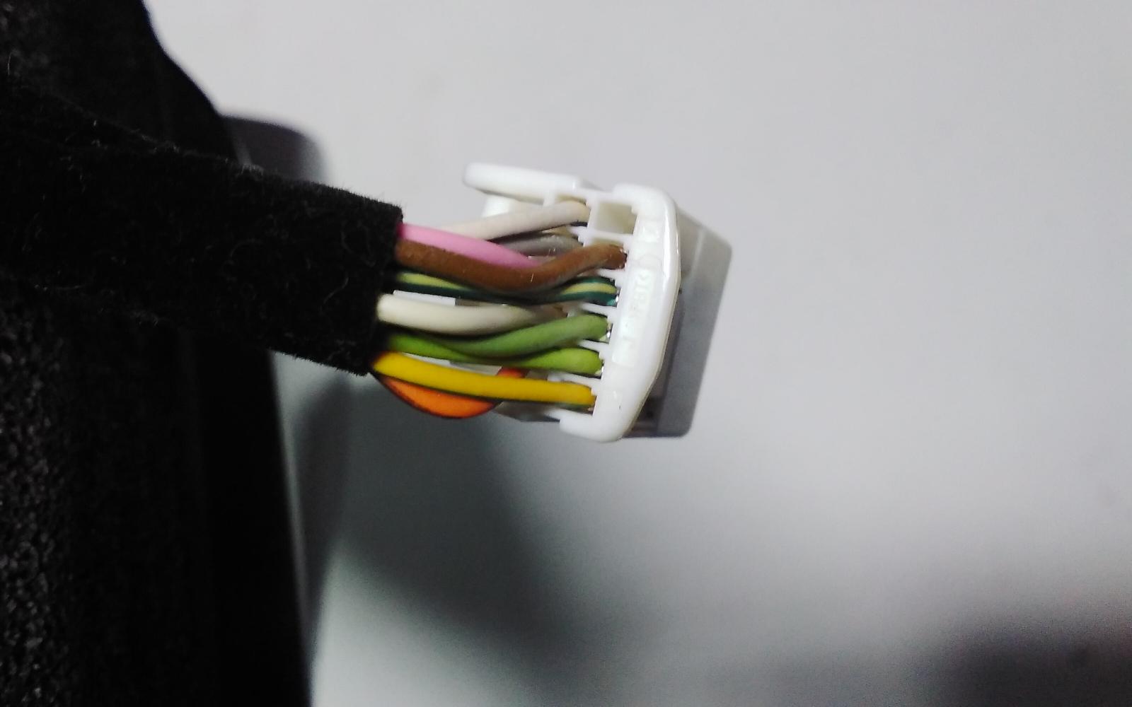 View Auto part Right Door Mirror Hyundai Genesis 2016