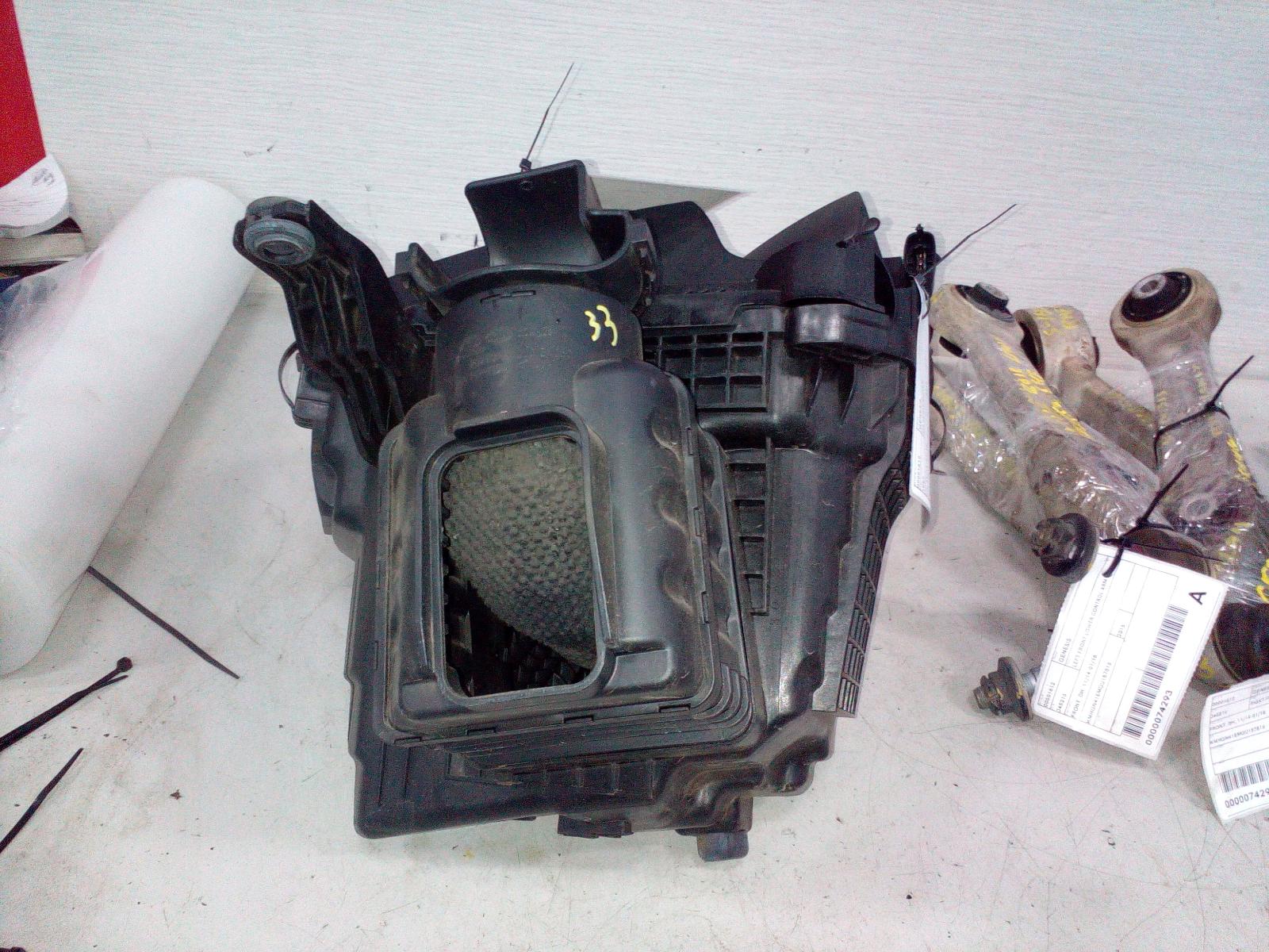 View Auto part Air Cleaner/Box Hyundai Genesis 2016