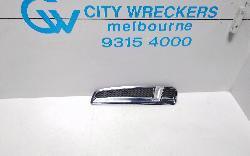View Auto part Left Indicator/Fog/Side Holden Commodore 2015