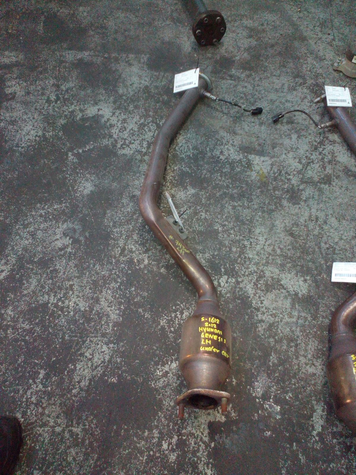 View Auto part Catalytic Converter Hyundai Genesis 2016