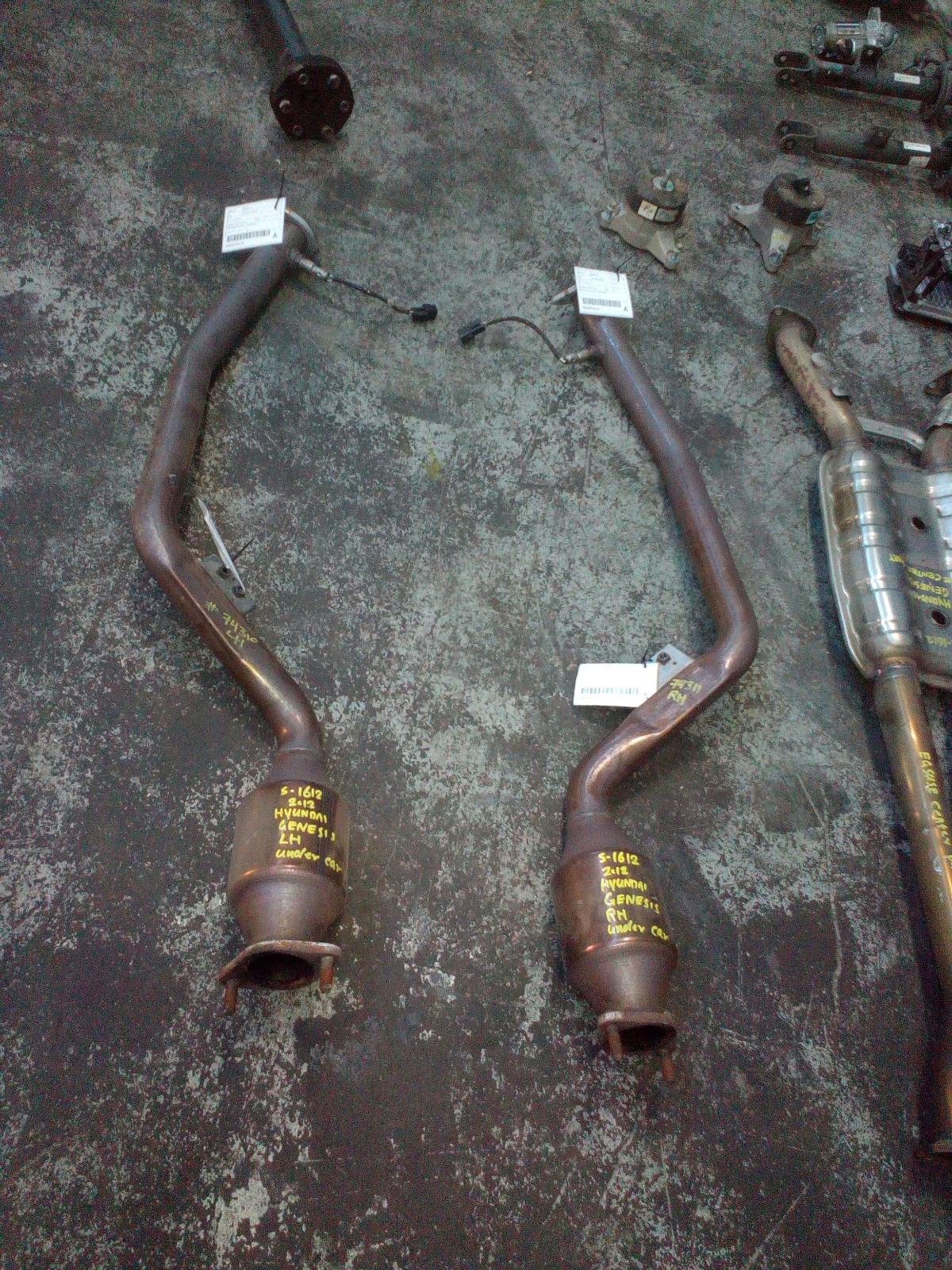 View Auto part Catalytic Converter Hyundai Genesis 2016