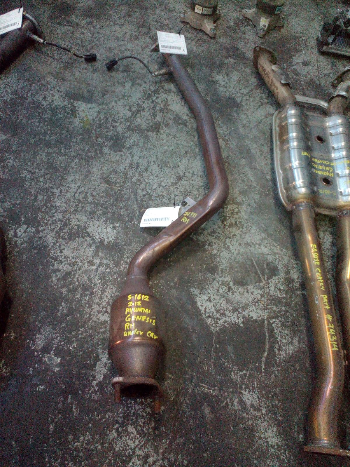 View Auto part Catalytic Converter Hyundai Genesis 2016