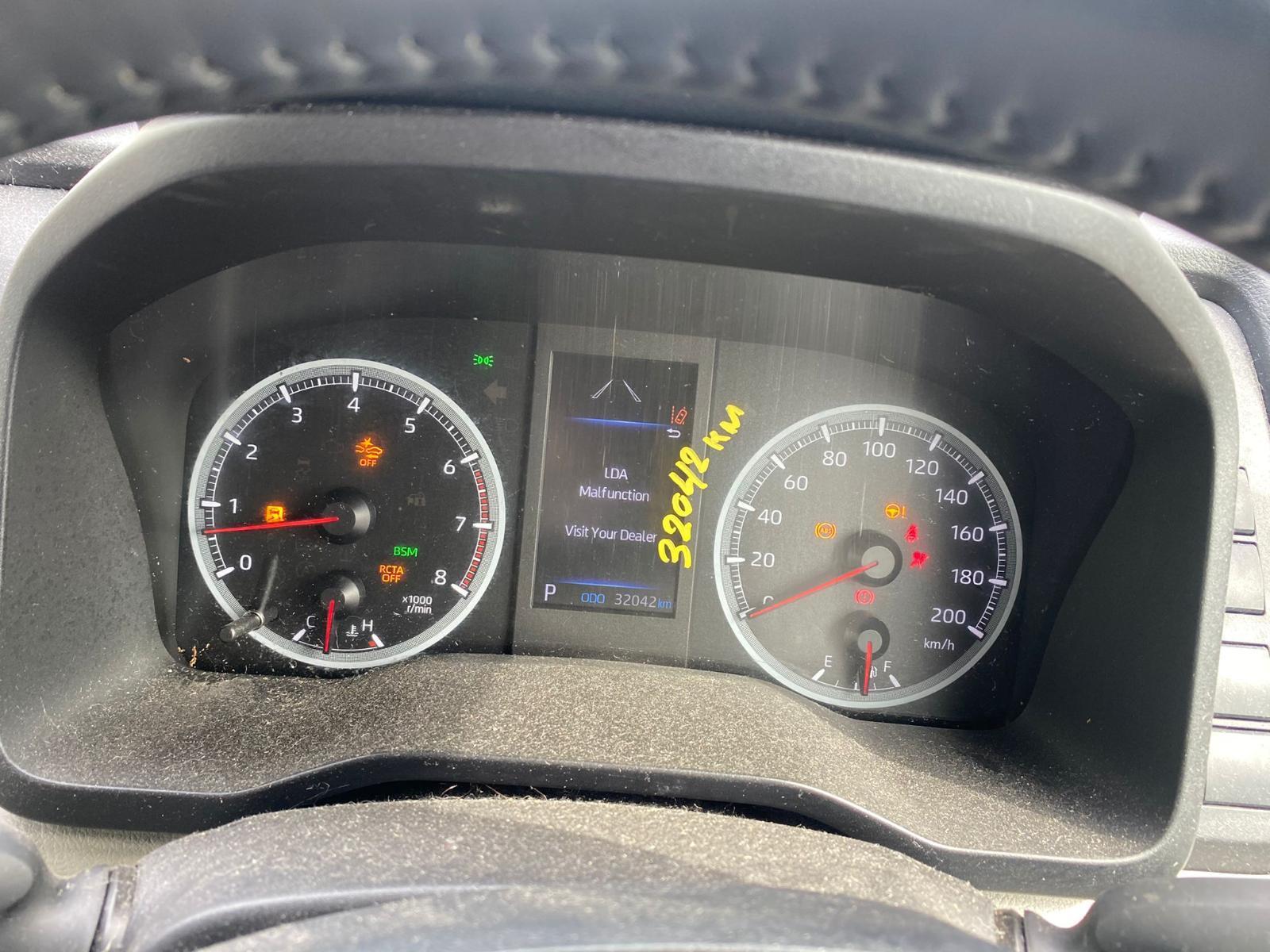 Instrument Cluster Hiace Toyota 2020