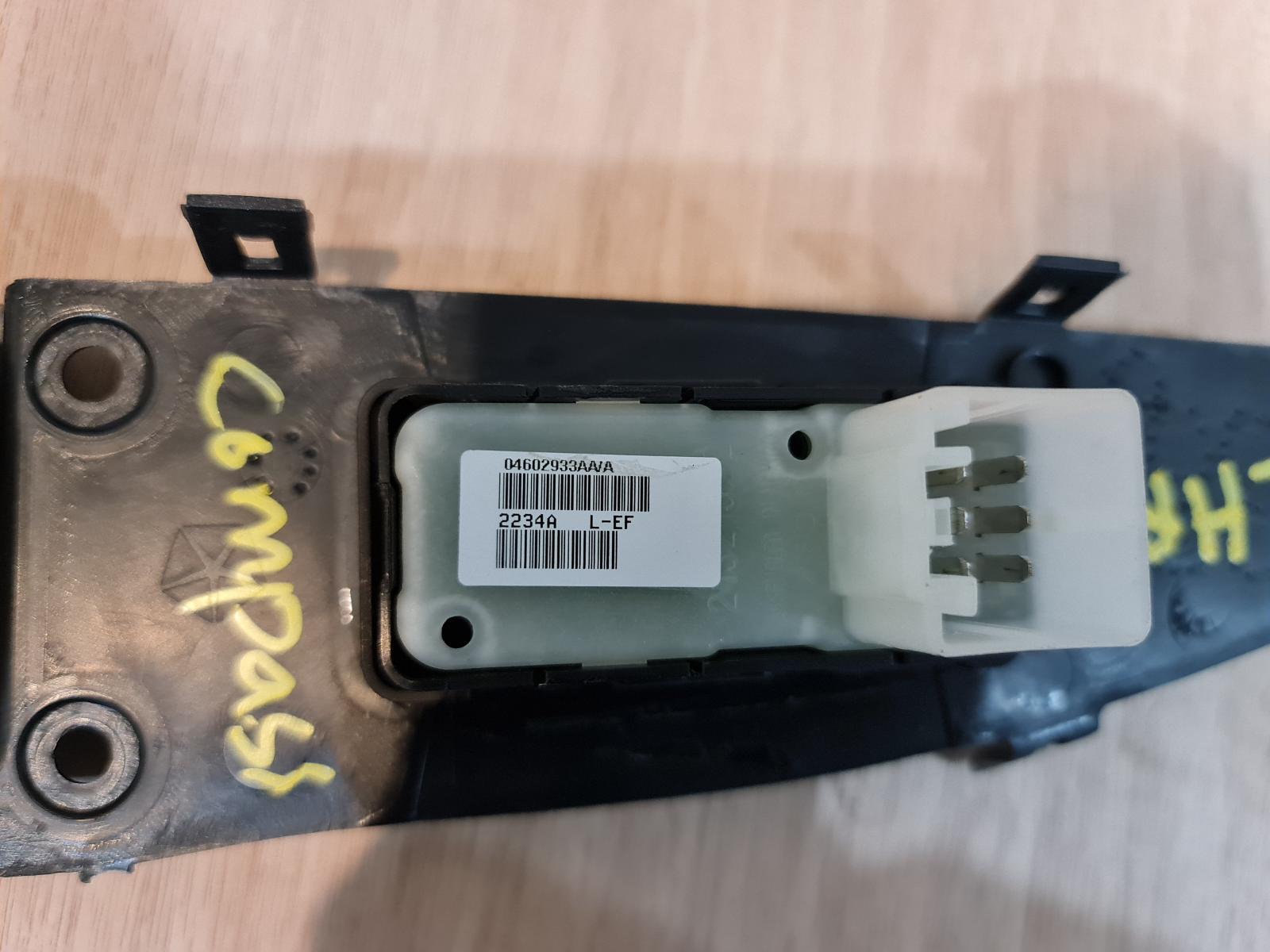View Auto part Pwr Dr Wind Switch Jeep Patriot 2013