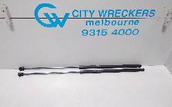 View Auto part Bonnet Hinge/Strut Hyundai Veloster 2014