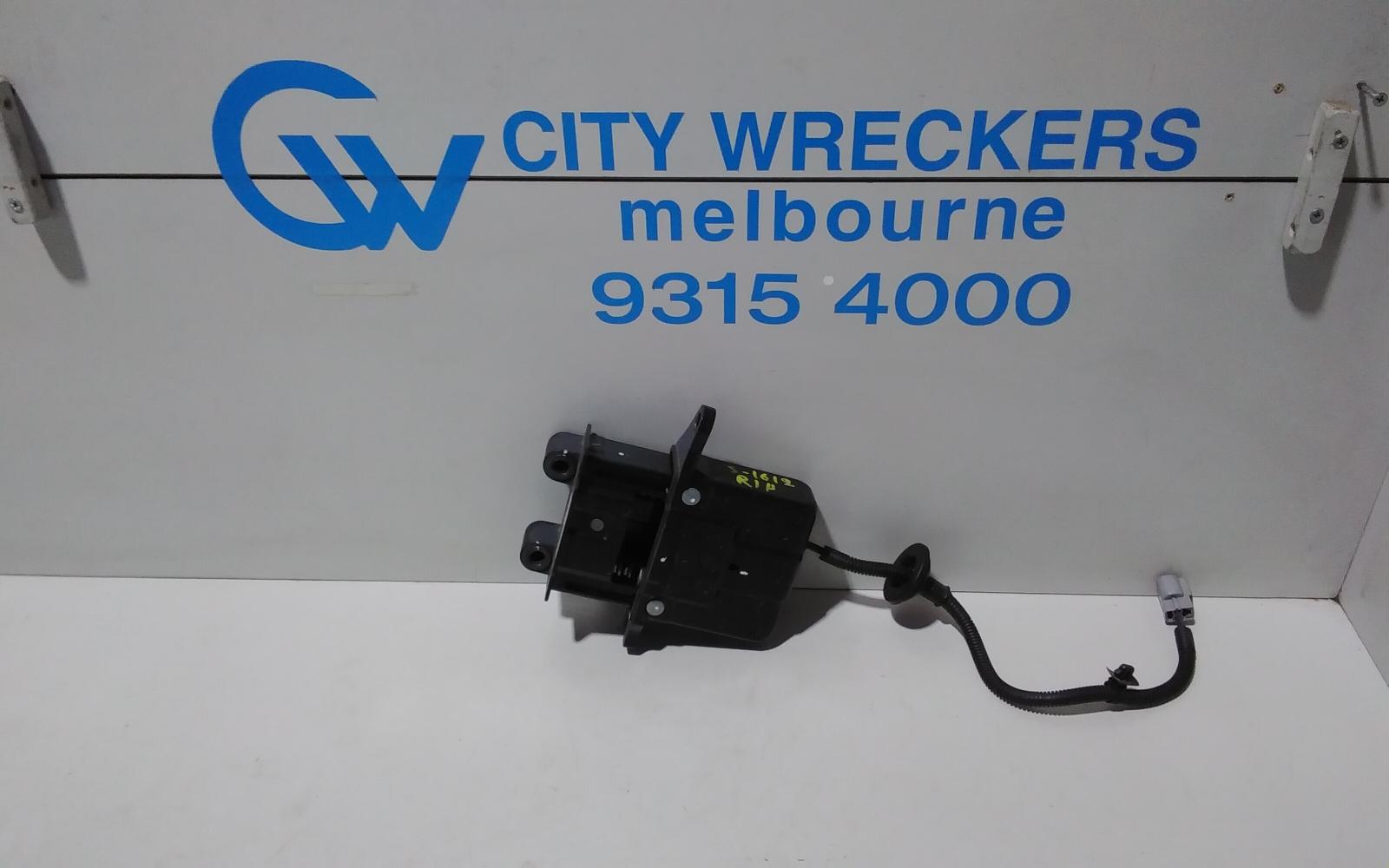 View Auto part Misc Hyundai Genesis 2016