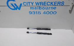 View Auto part Bonnet Hinge/Strut Hyundai Genesis 2016