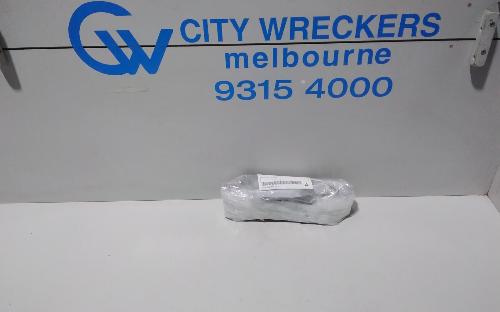 View Auto part Bonnet Hinge/Strut Hyundai Genesis 2016