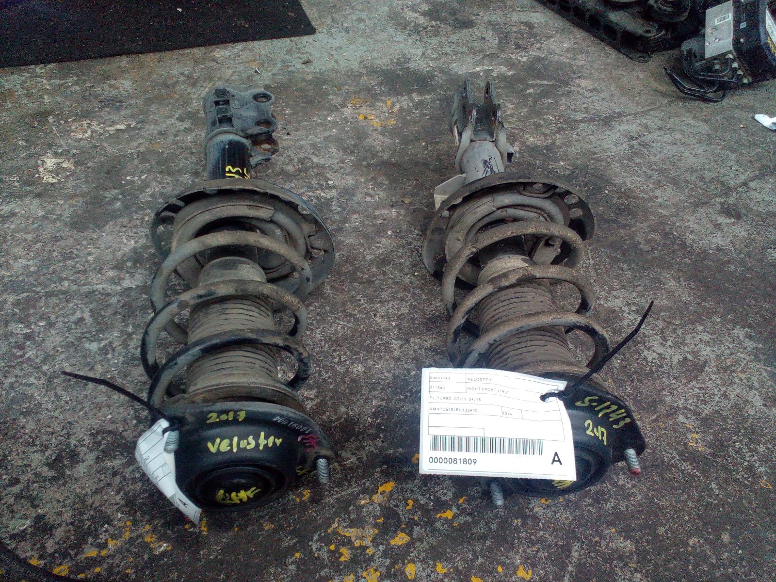 View Auto part Left Front Strut Hyundai Veloster 2014