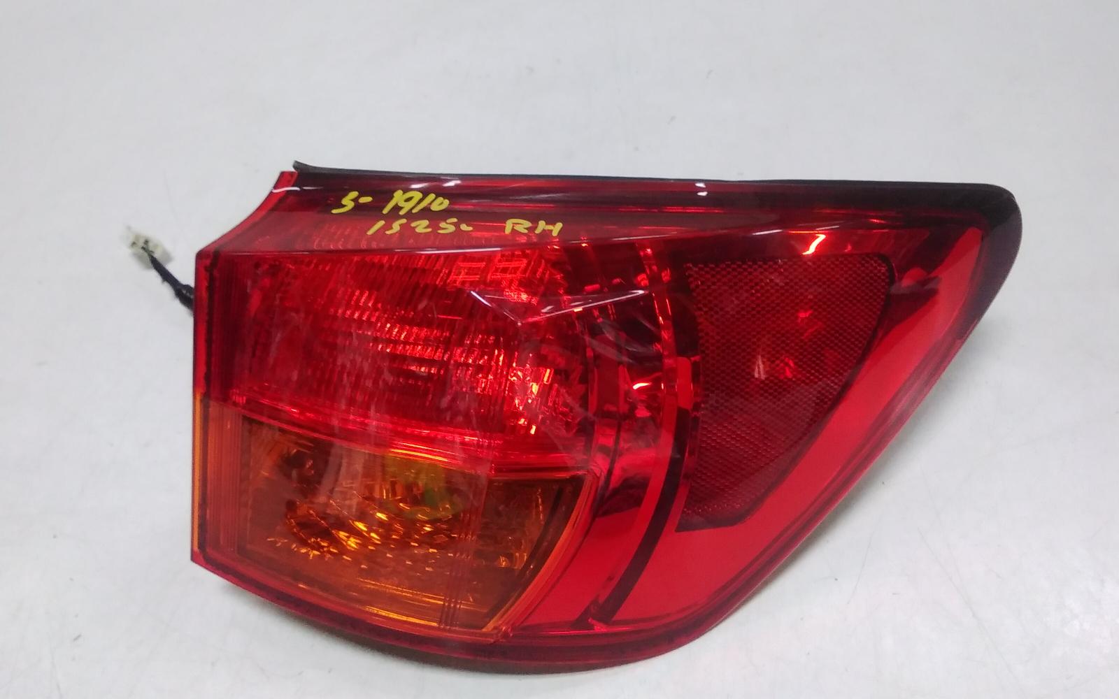 2007 Lexus Is250/is250c Right Taillight View Auto part Right Taillight Lexus Is250/is250c 2007