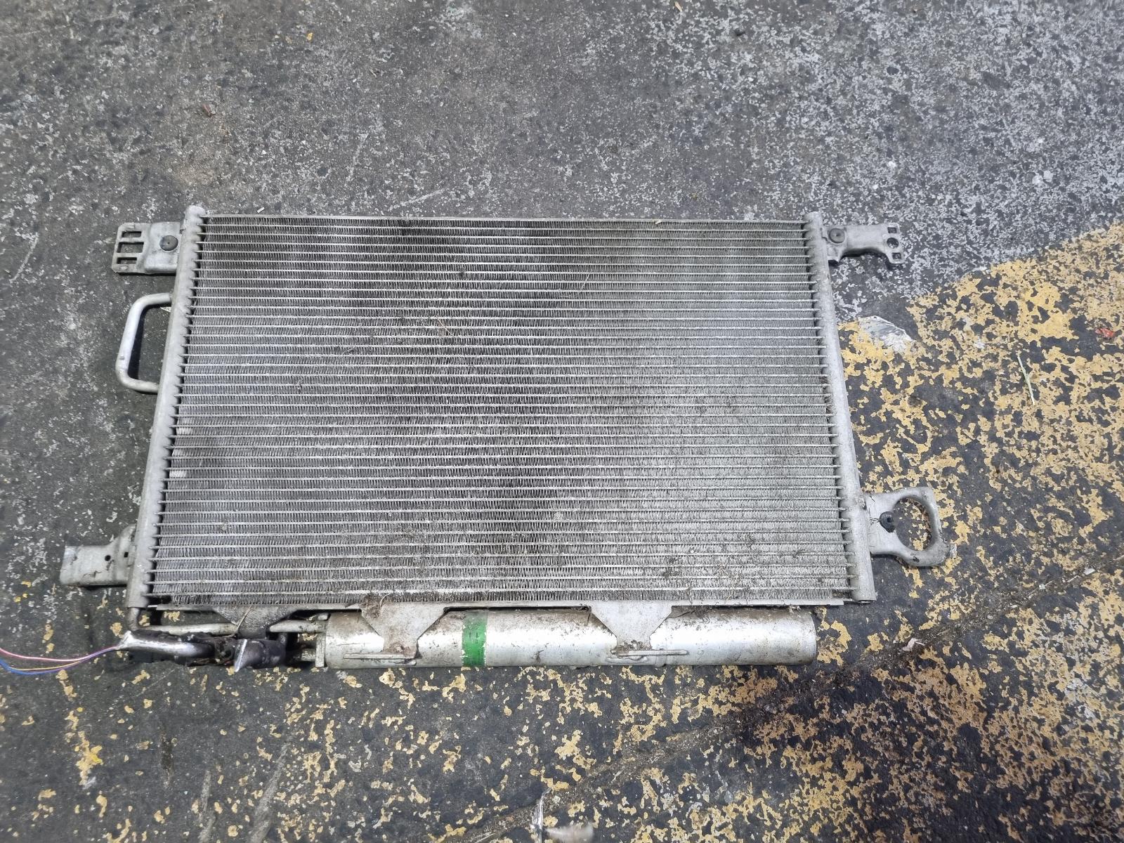 View Auto part A/C Condenser Mercedes C Class 2005