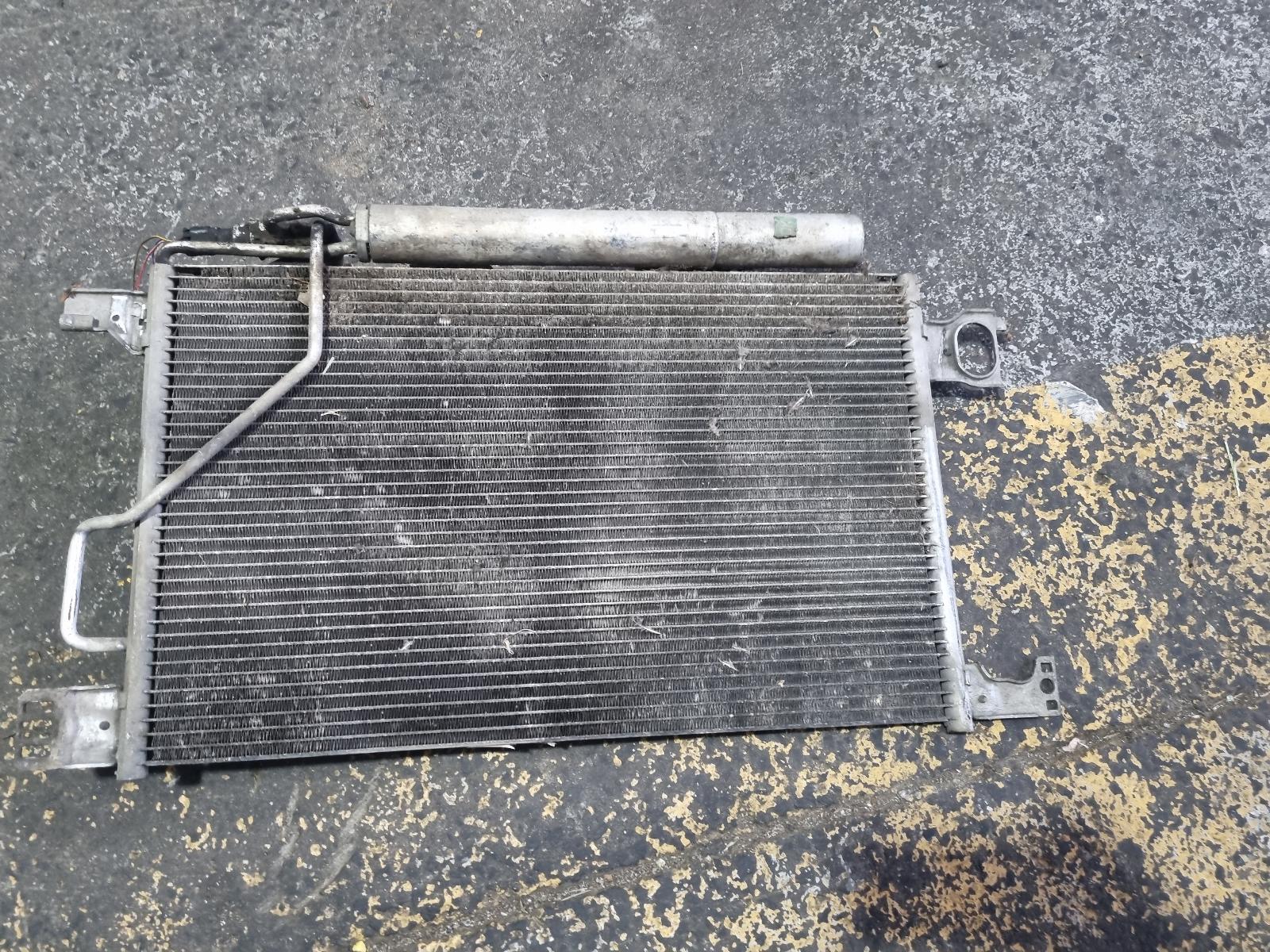 View Auto part A/C Condenser Mercedes C Class 2005