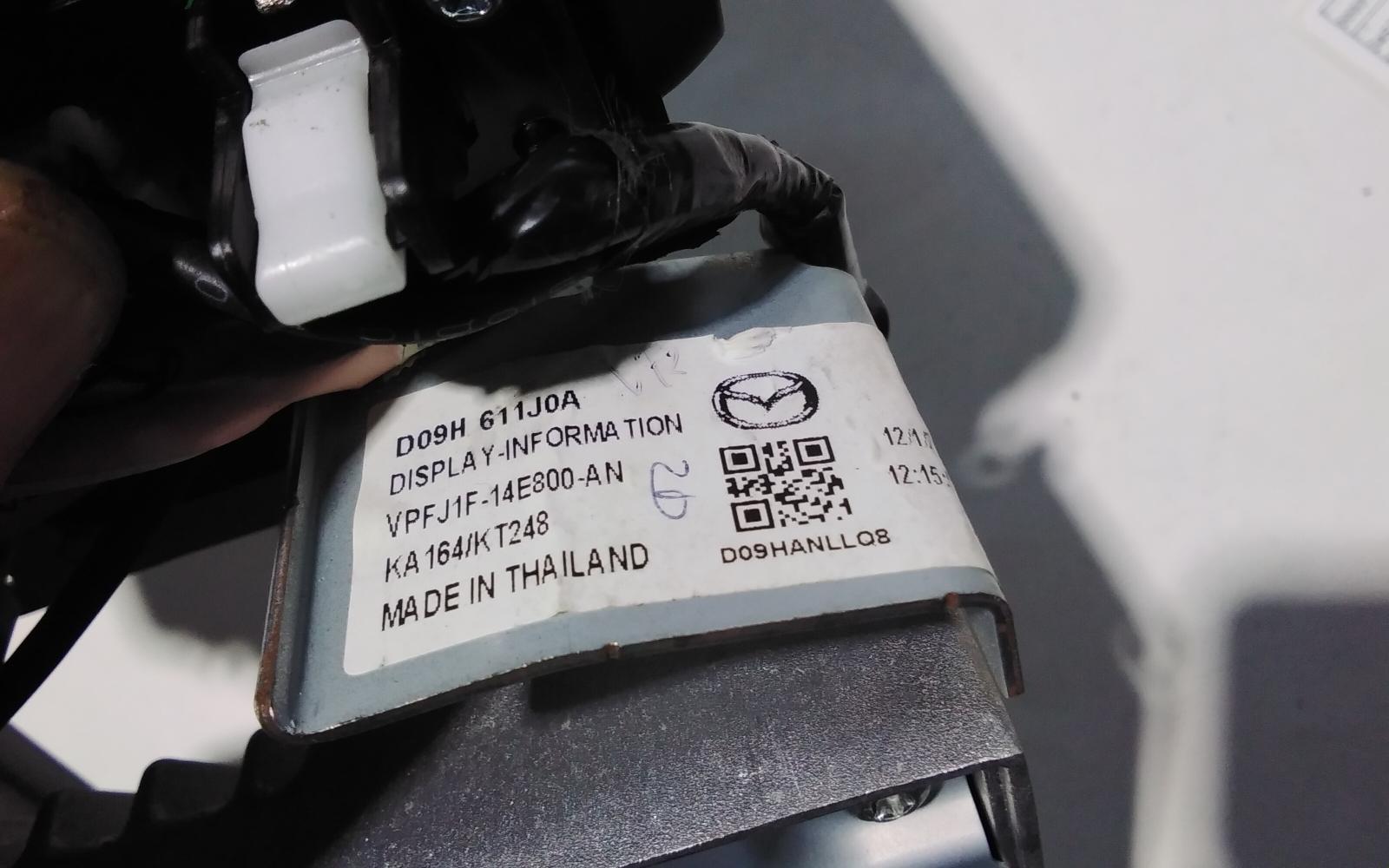 View Auto part Radio/Cd/Dvd/Sat/Tv Mazda Cx3 2017