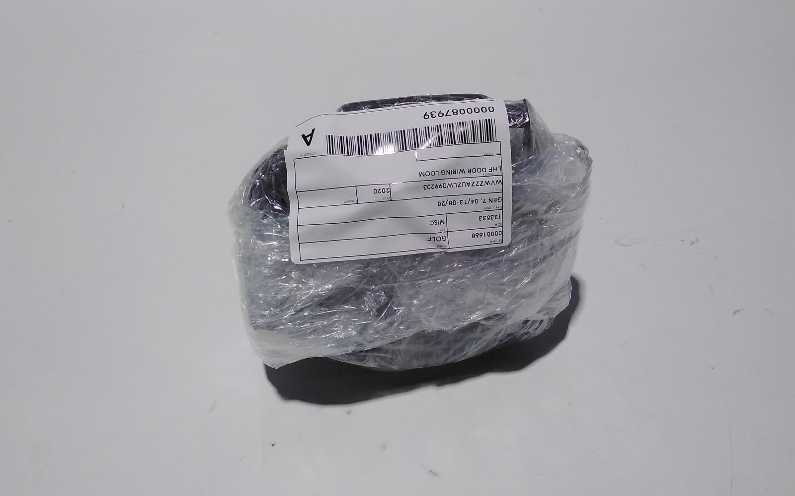 View Auto part Misc Volkswagen Golf 2020