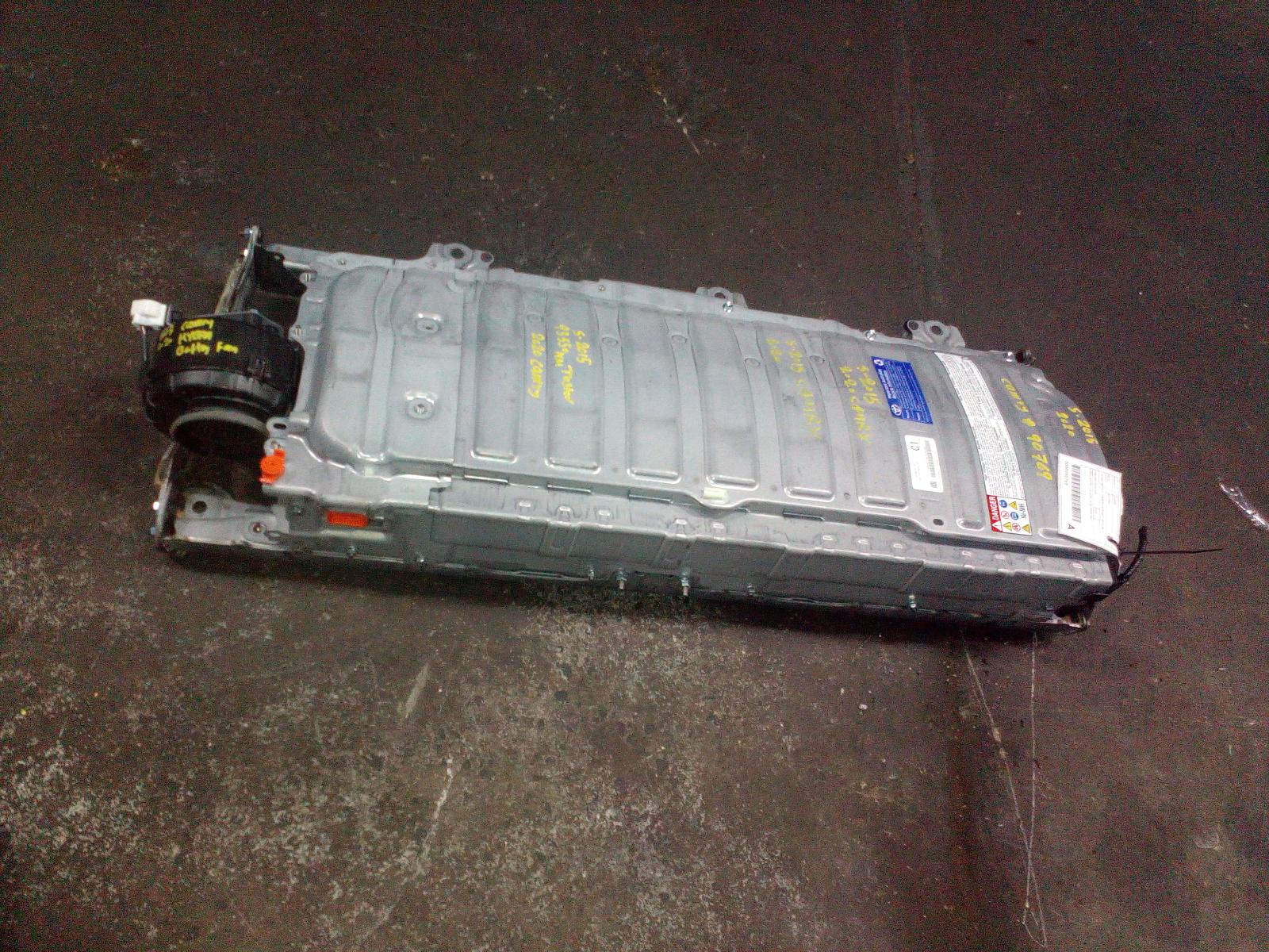 Battery Camry Toyota 2020