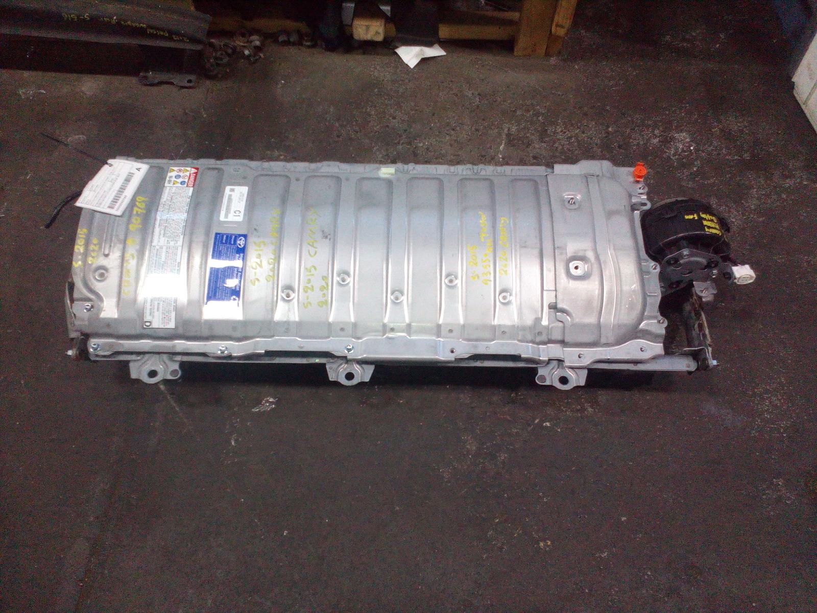 Battery Camry Toyota 2020