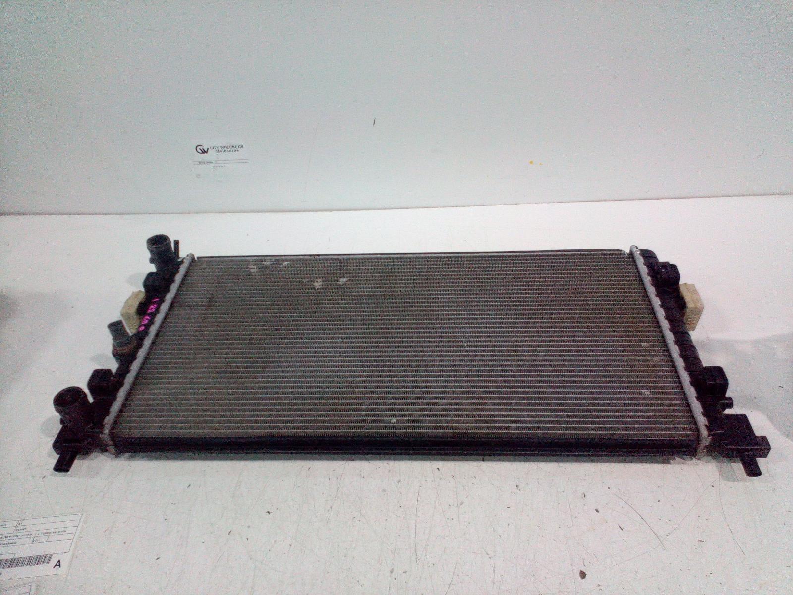 View Auto part Radiator Audi A1 2016