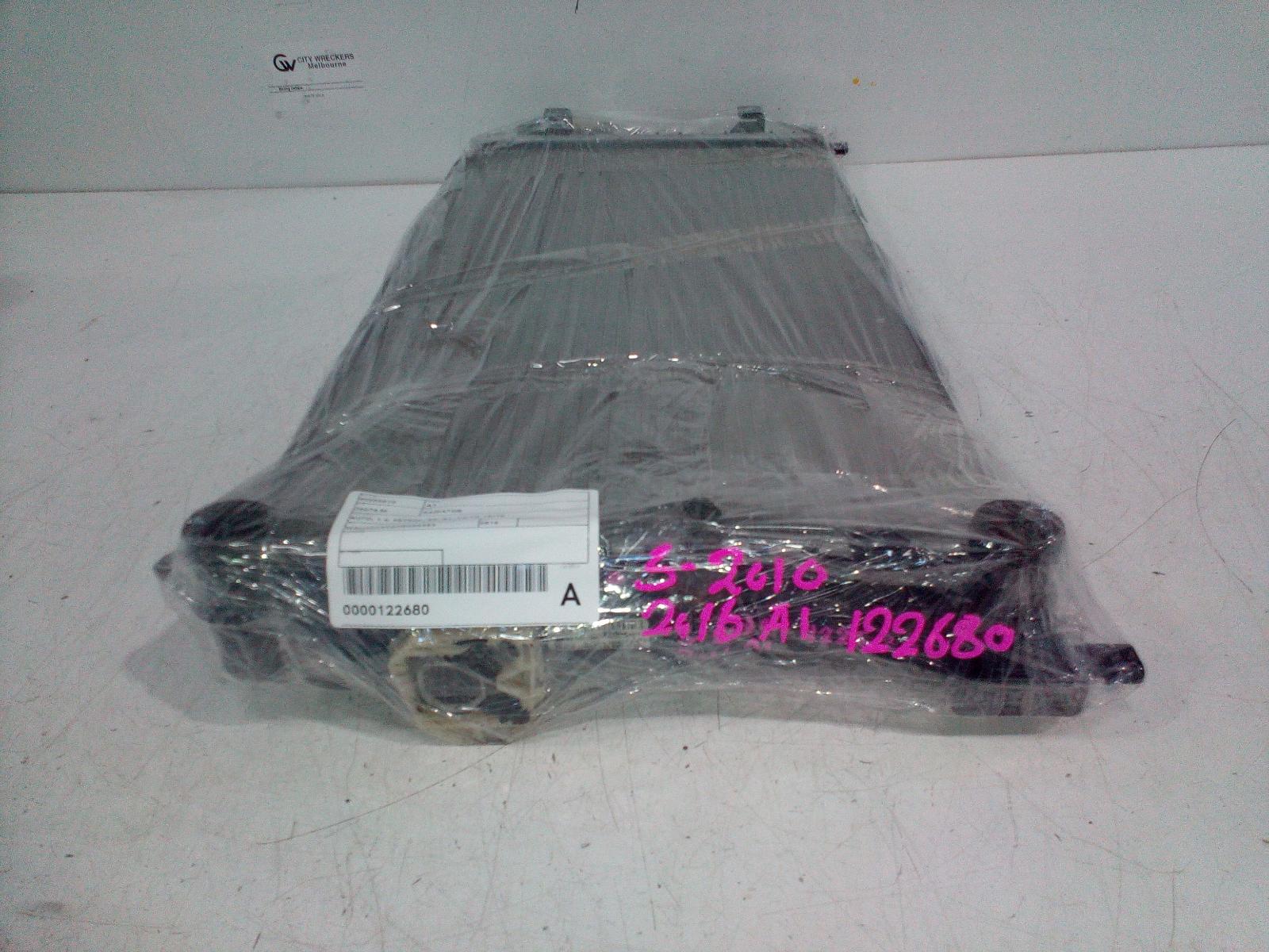 View Auto part Radiator Audi A1 2016