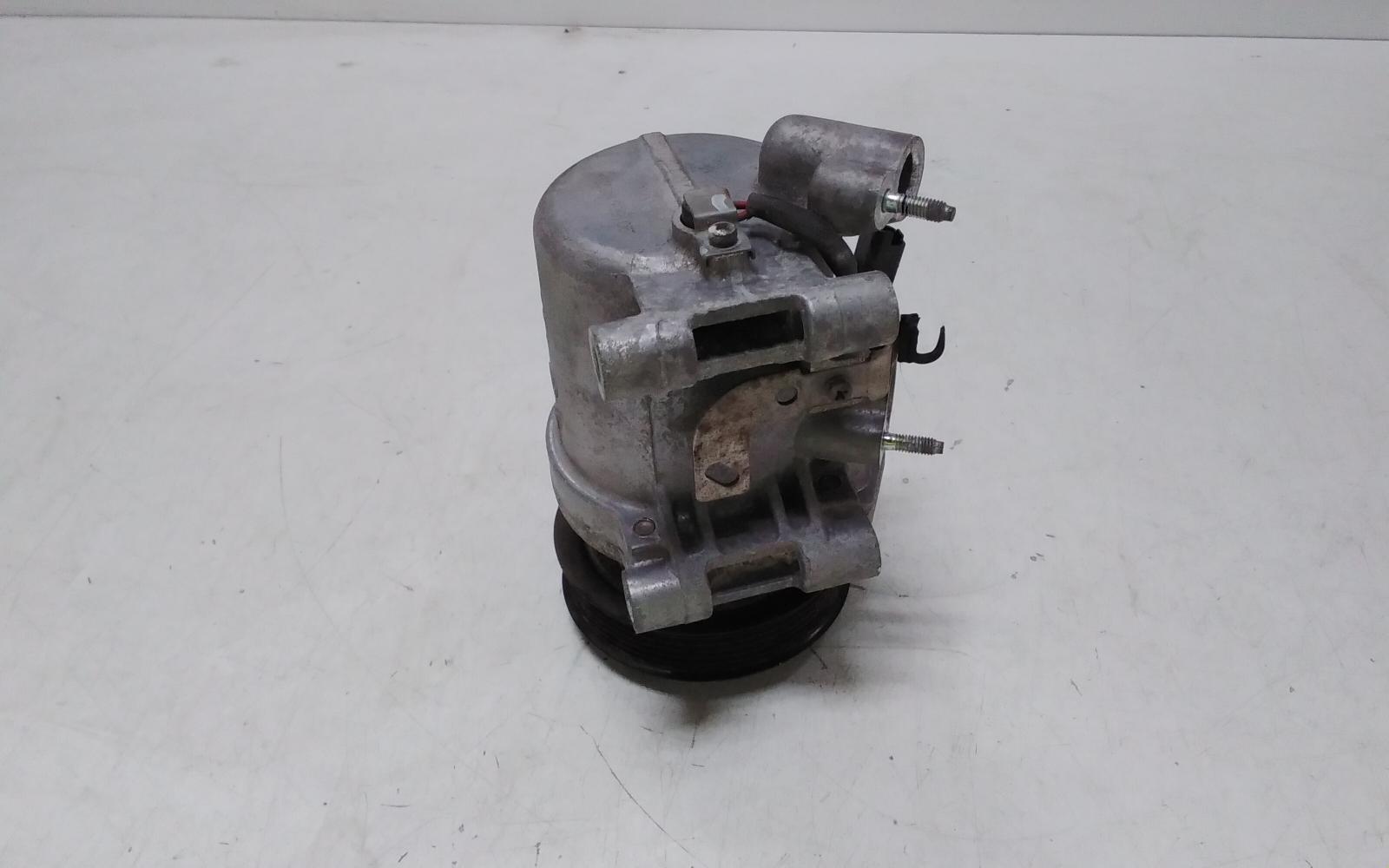 View Auto part A/C Compressor Peugeot Expert 2019