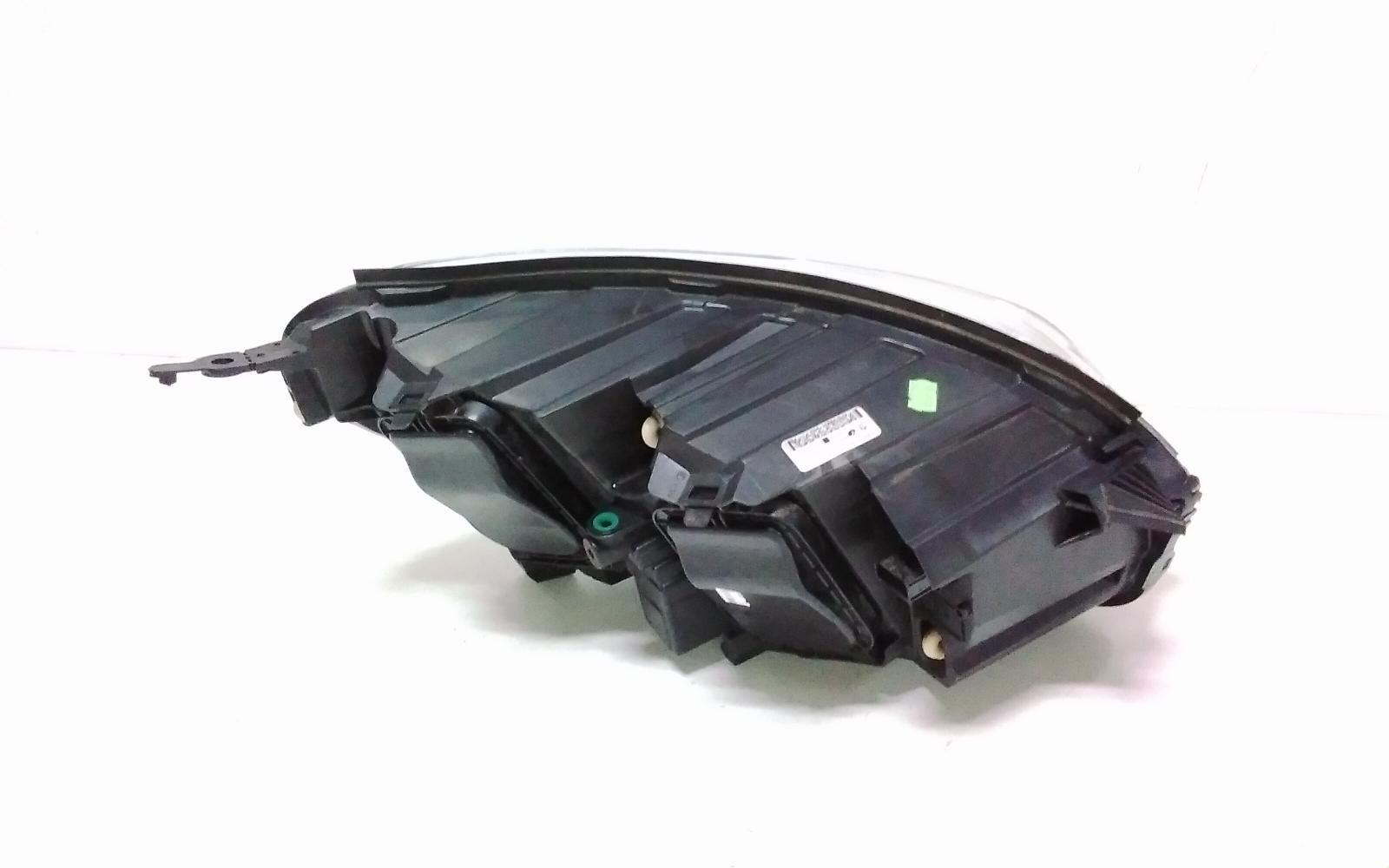 View Auto part Left Headlamp Peugeot Expert 2019