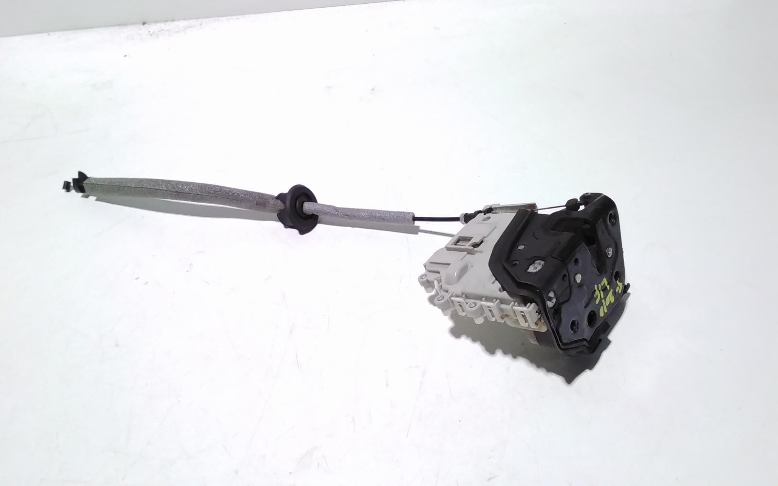 View Auto part Door/Boot/Gate Lock Audi A1 2016