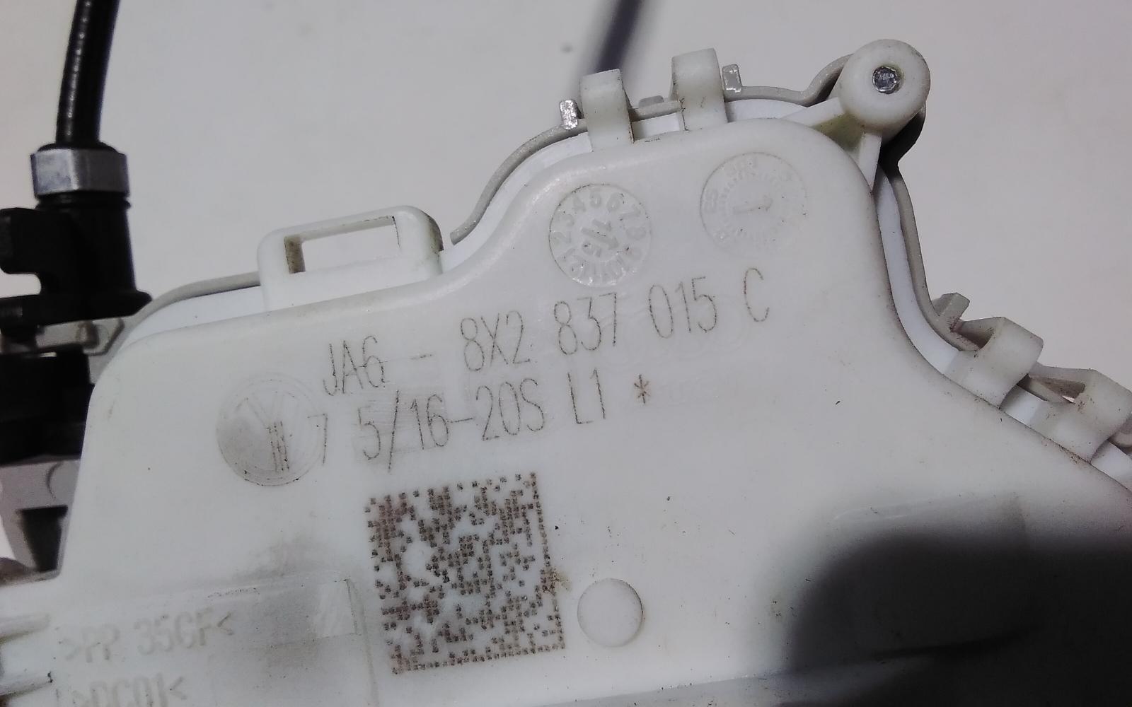 View Auto part Door/Boot/Gate Lock Audi A1 2016