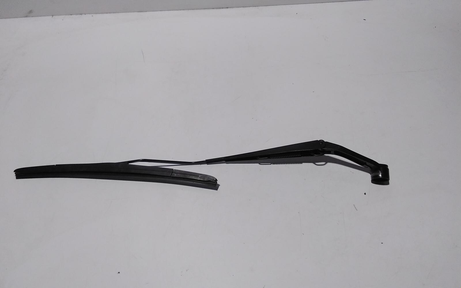 View Auto part Wiper Arm Mitsubishi Triton 2016