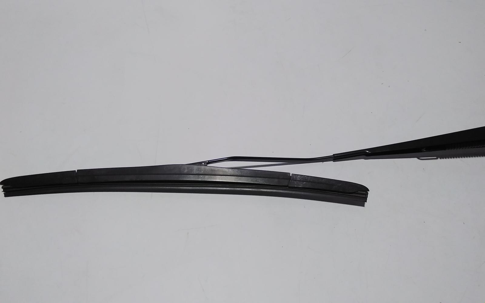 View Auto part Wiper Arm Mitsubishi Triton 2016