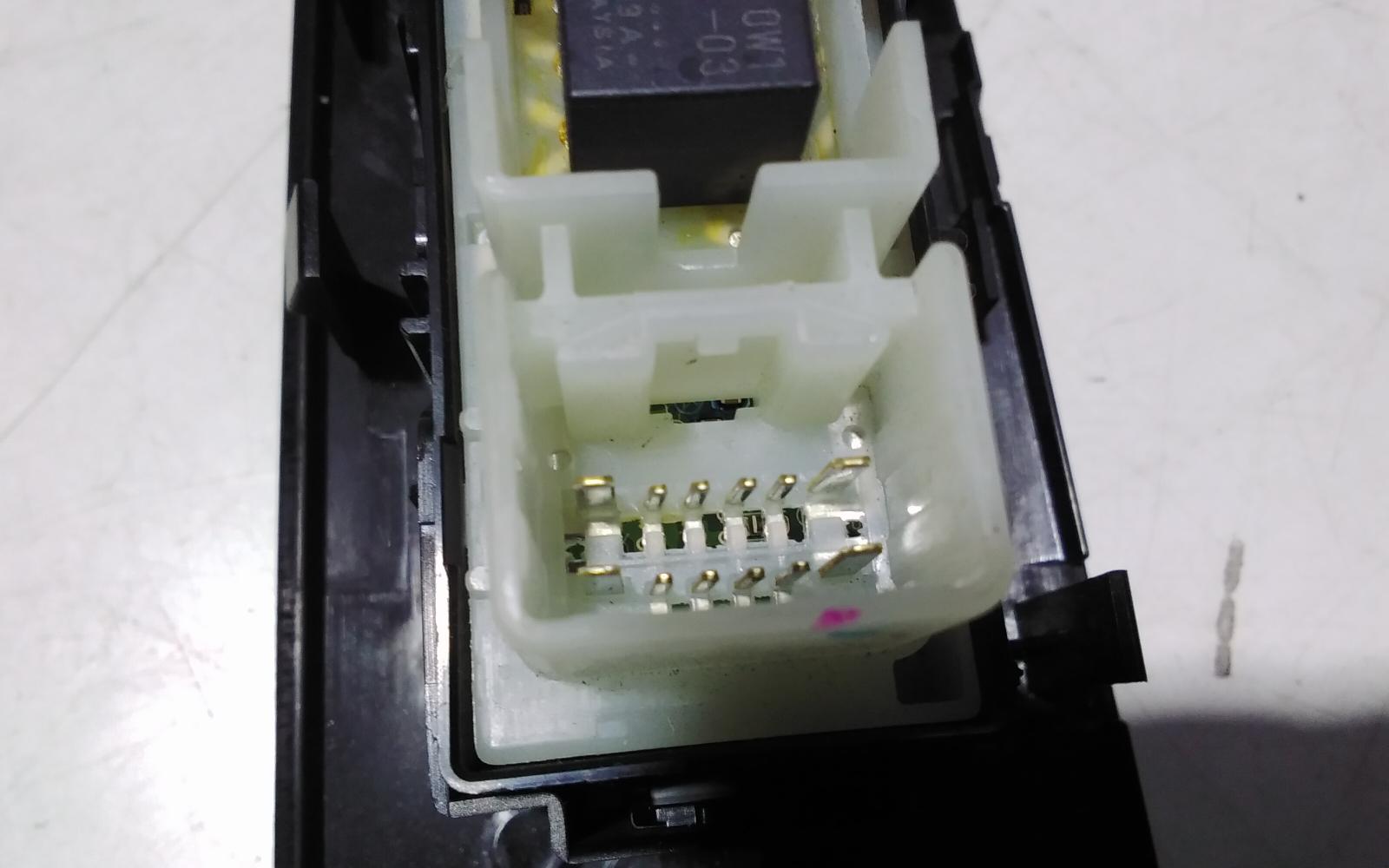 View Auto part Pwr Dr Wind Switch Lexus Is250/is250c 2007