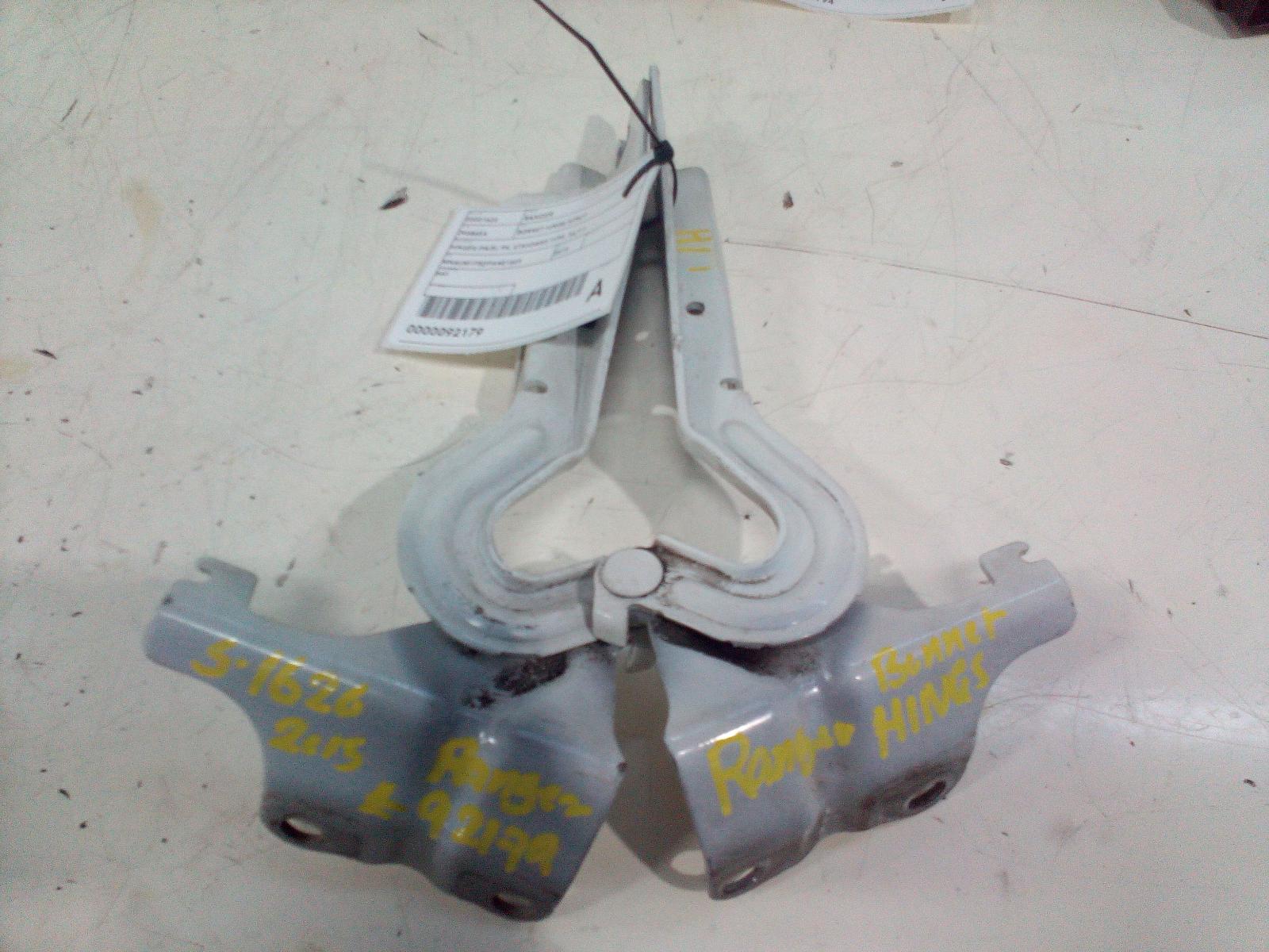 2015 Ford Ranger Bonnet Hinge/Strut View Auto part Bonnet Hinge/Strut Ford Ranger 2015