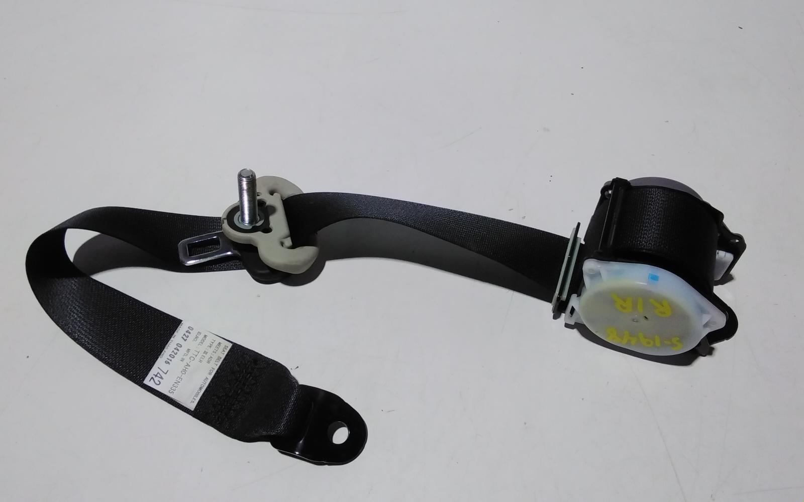 View Auto part Seatbelt/Stalk Mitsubishi Triton 2016