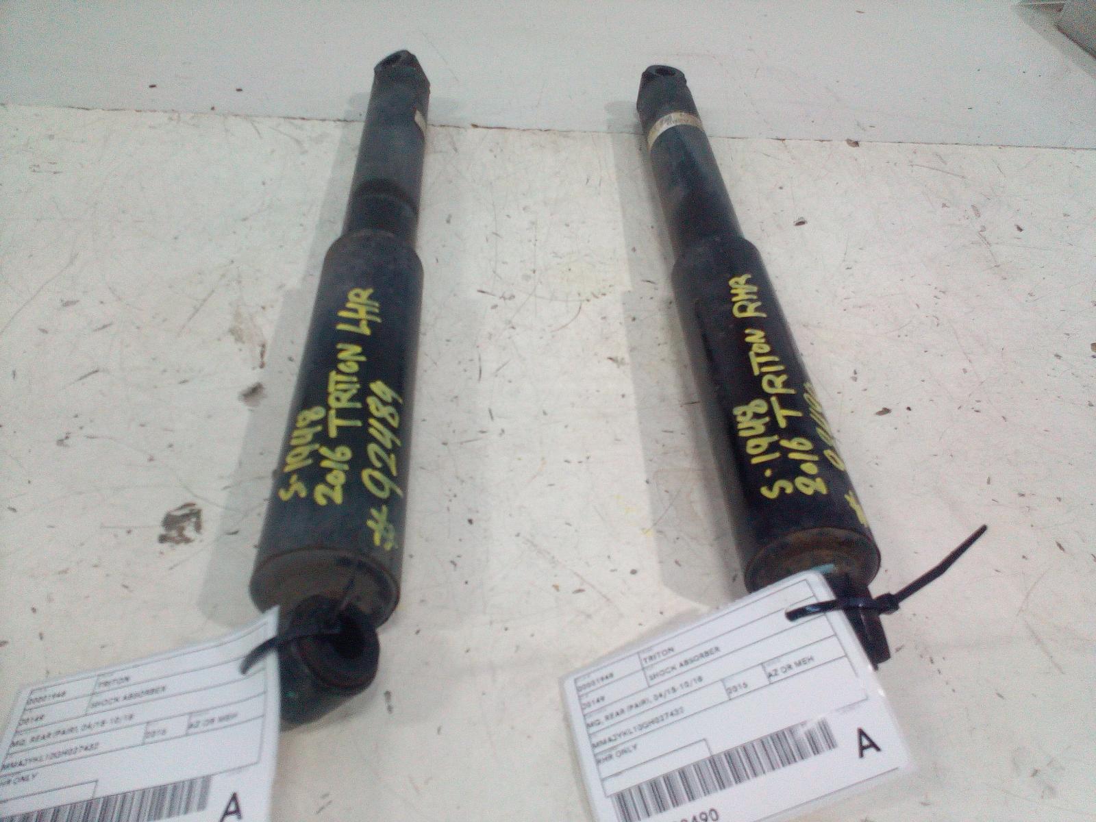 View Auto part Shock Absorber Mitsubishi Triton 2016